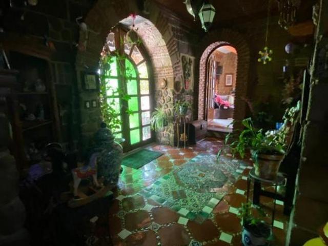 PRECIOSA FINCA DE 1047 M2 CERCA DEL CENTRO DE TEPOTZOTLAN