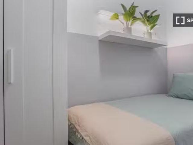 Casa en alquiler en Ciudad Lineal, Madrid