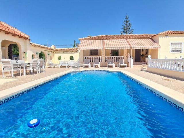 Casa en venta en Centro, l'Alacantí