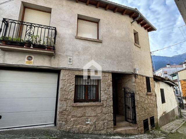 Casa en venta en Guisando