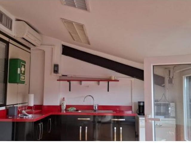 Local Comercial en alquiler en Lamiako, Leioa