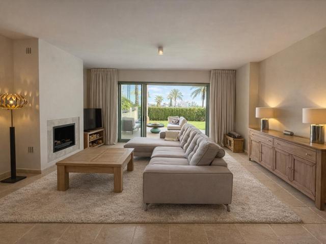Piso en alquiler en La Alquería-El Paraíso, Costa del Sol Occidental