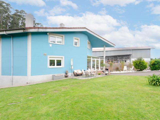 Villa en venta en Soto Del Barco, Caseras
