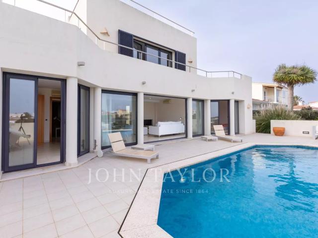Chalet en venta en Cala Llonga, Menorca