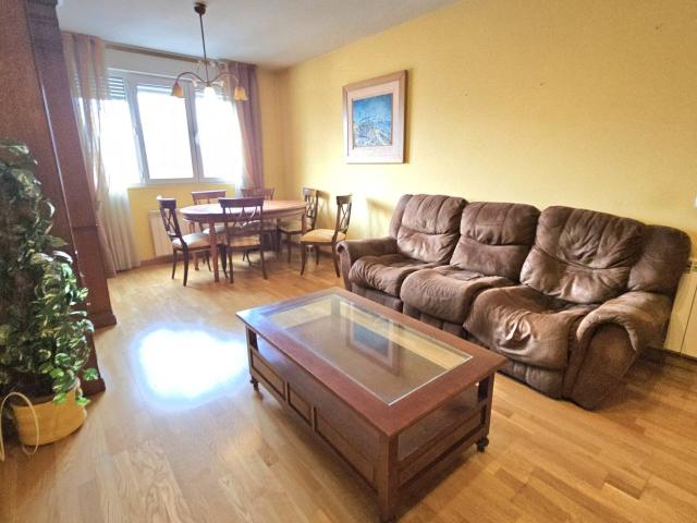 Dúplex en venta en Chantría, León