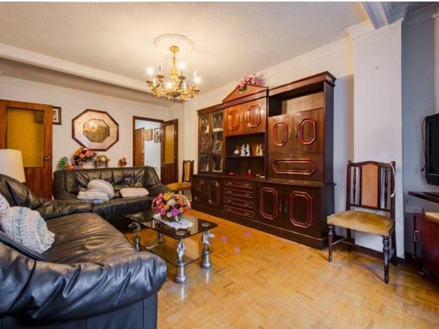Casa en venta en Moratalaz, Madrid