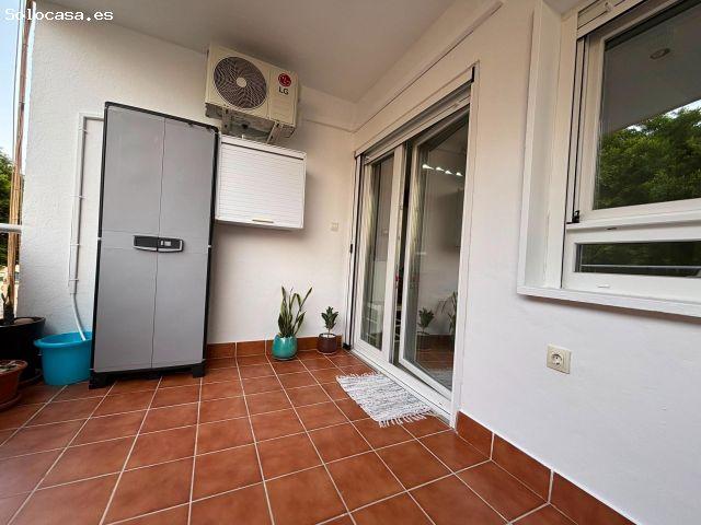Piso en venta en El Zapillo, Almería