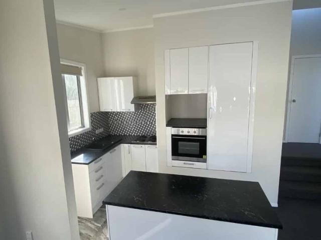 House for rent in Owhata