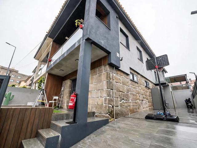 Prédio venda em Laborim, Vila Nova De Gaia