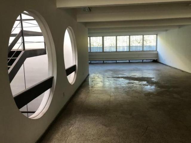 Ponto Comercial venda em SQS 313, Plano Piloto