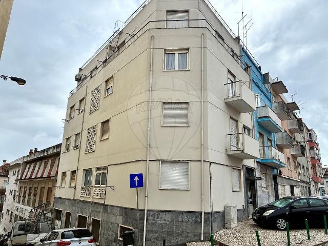 Prédio venda em Ajuda, Lisboa