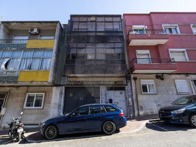 Prédio venda em Damaia, Amadora