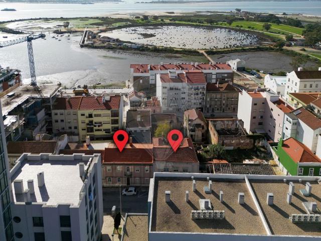 Prédio venda em Bairro Ferroviário, Barreiro e Lavradio