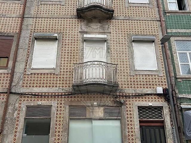 Prédio venda em Moreira, Porto
