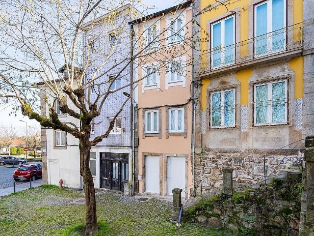 Prédio venda em Braga (Maximinos, Sé e Cividade), Braga