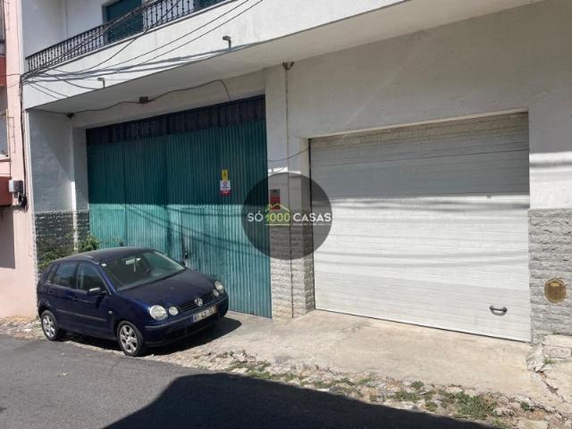Prédio venda em Camarate, Bairro Alto do Moínho