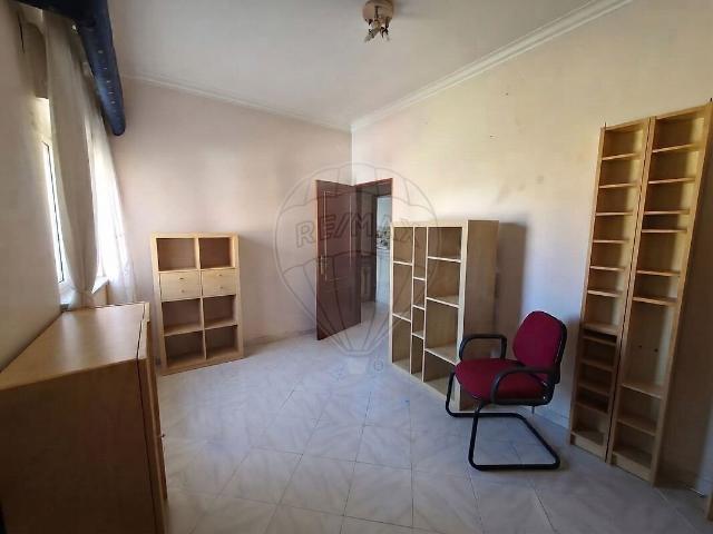 Prédio venda em Bairro Quinta da Fábrica, Vinha e Atafoneira, Loures