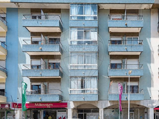 Prédio venda em Bairro de São Lourenço, Loures