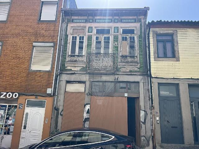 Prédio venda em Formiga, Porto