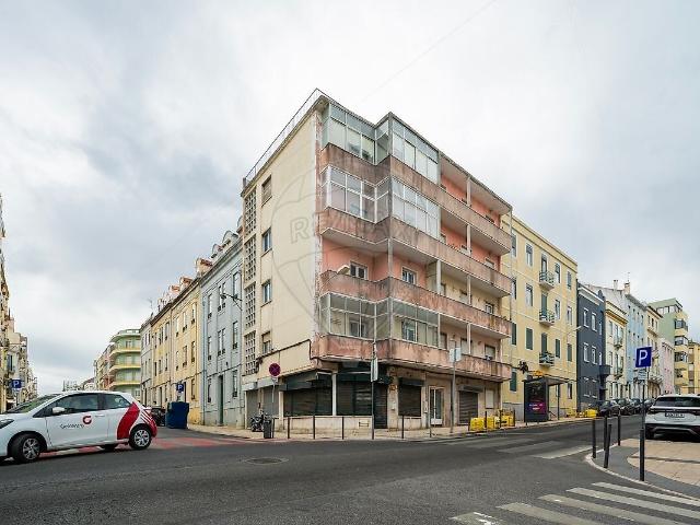 Prédio venda em Santo Condestável, Lisboa