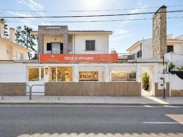 Prédio venda em Charneca de Caparica e Sobreda, Almada