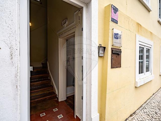 Prédio venda em Coimbra (Sé Nova, Santa Cruz, Almedina e São Bartolomeu), Coimbra
