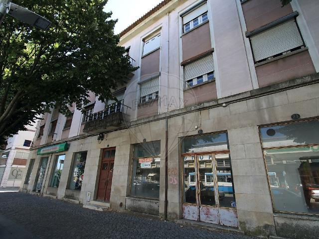 Prédio venda em União do Grande Fundão, Fundão