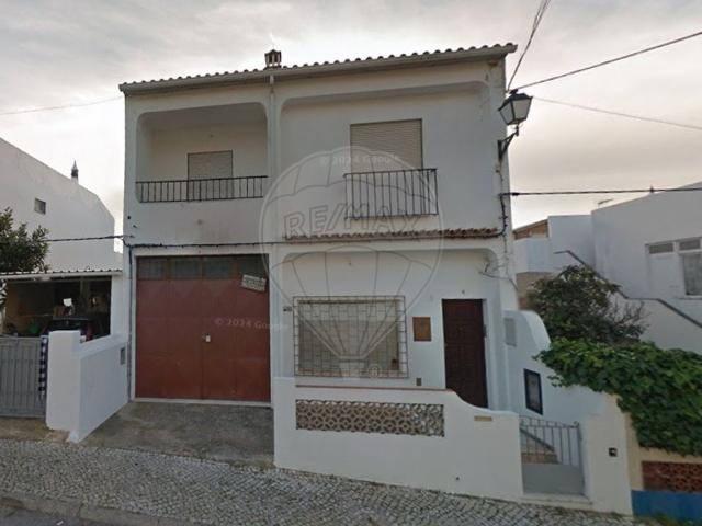 Prédio venda em Estômbar, Faro