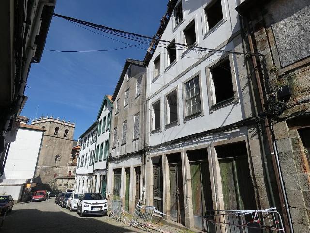 Prédio venda em Lamego (Almacave e Sé), Lamego