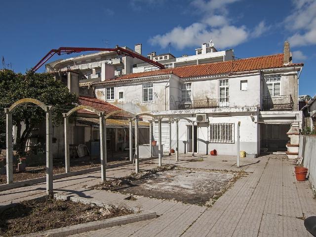 Prédio venda em Ajuda, Lisboa