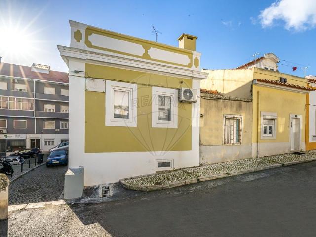 Prédio venda em Ajuda, Lisboa
