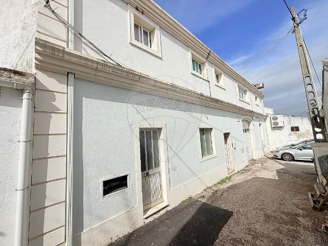 Prédio venda em Bairro de Santa Maria, Loures