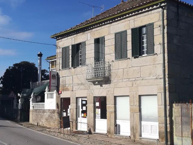 Prédio venda em Mourilhe, Viseu