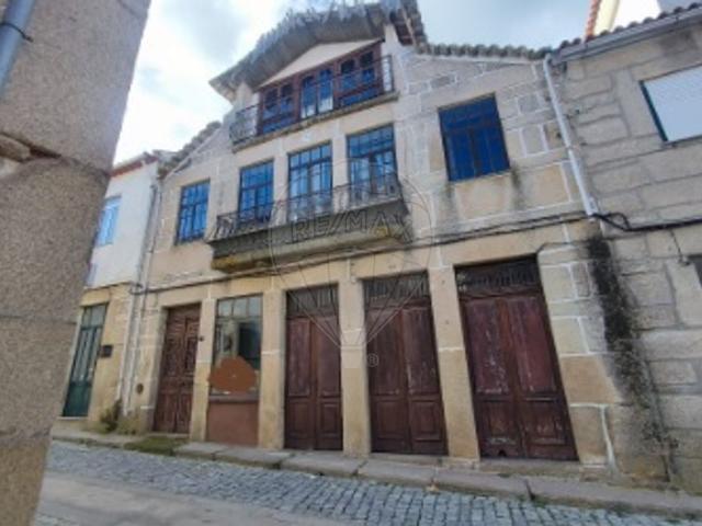 Prédio venda em Guarda, Meda
