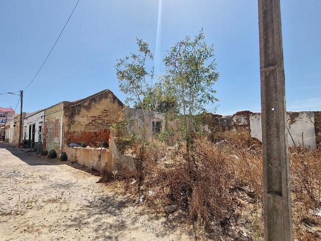 Prédio venda em Arangues, Setúbal