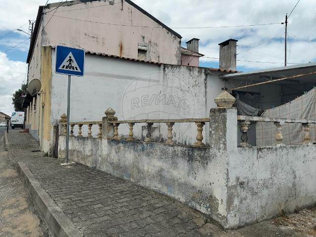 Prédio venda em Bairro Courelas do Rego, Loures