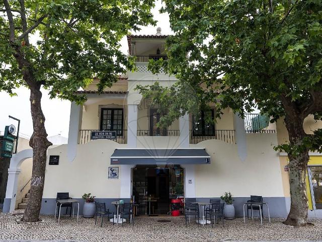 Prédio venda em Estefânea, Sintra (Santa Maria e São Miguel, São Martinho e São Pedro de Penaferrim)