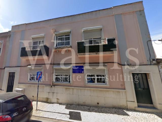 Prédio venda em Bairro Ferroviário, Barreiro