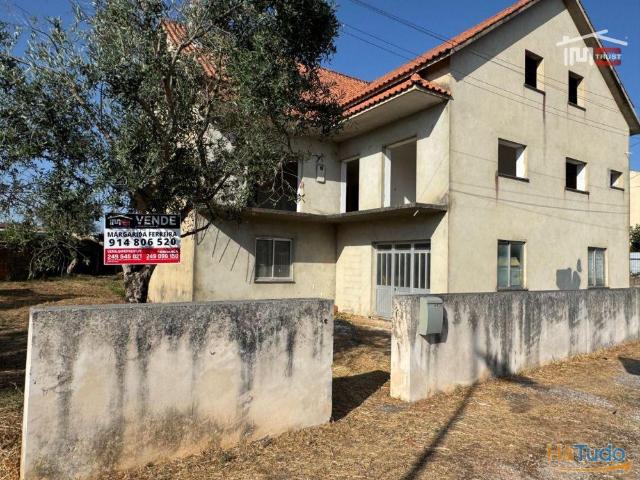 Casa venda em Ourém, Santarém