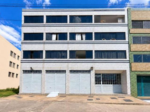 Ponto Comercial venda em QS 8, Riacho Fundo