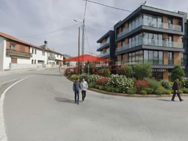 Prédio venda em Vila Nova De Paiva, Viseu