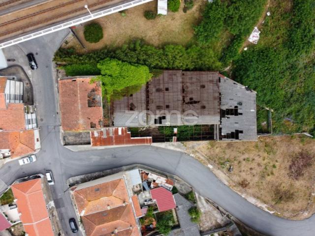 Prédio venda em Oliveira do Douro, Vila Nova De Gaia