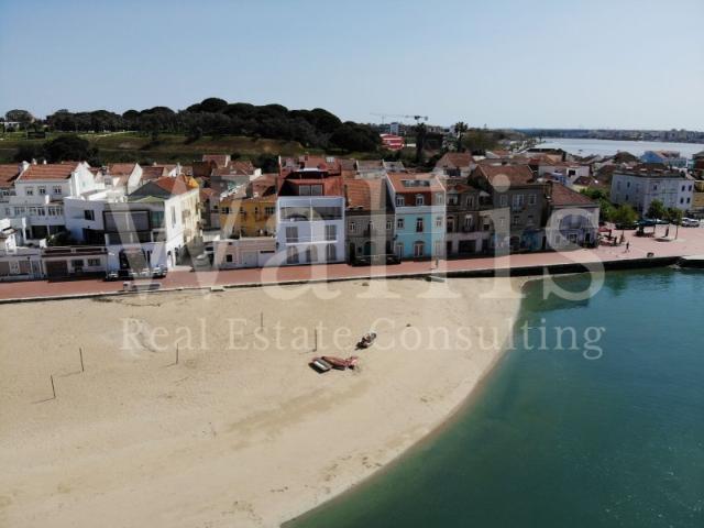 Prédio venda em Seixal, Setúbal