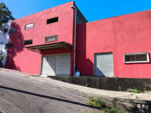 Condominio aluguel em Região de Laranjeiras, Serra