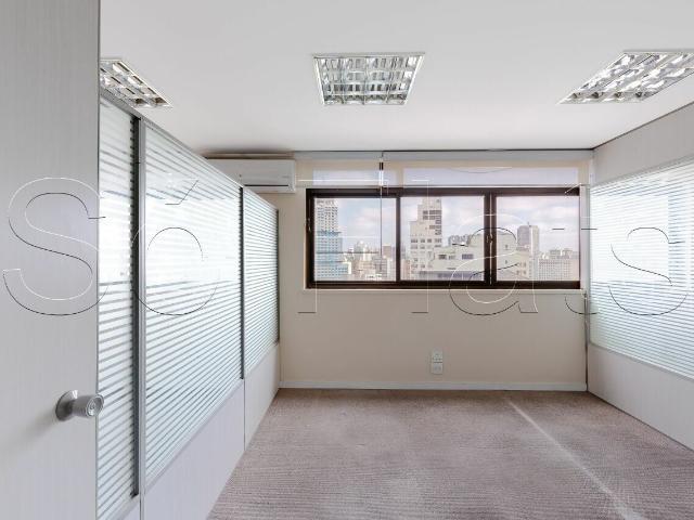 Condominio venda em Região Imediata de São Paulo, Região Metropolitana de São Paulo