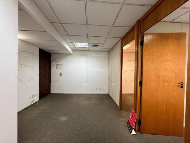 Condominio venda em Região Imediata de São Paulo, Região Metropolitana de São Paulo