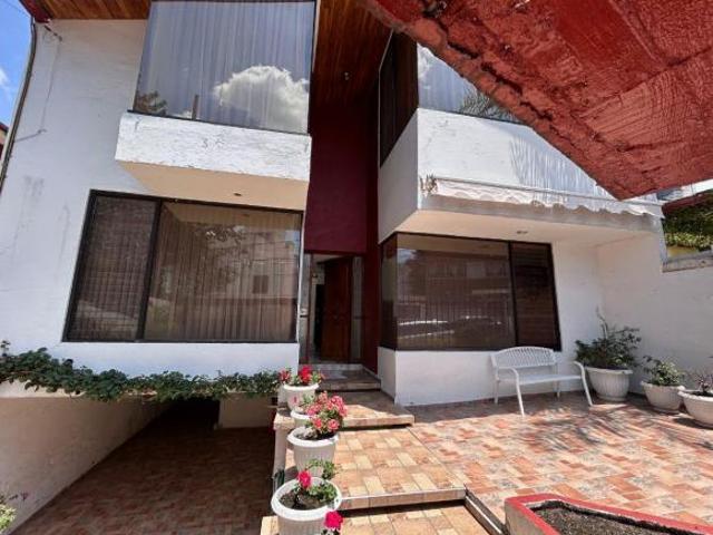 Casa en venta en Tlalnepantla De Baz, Estado de México