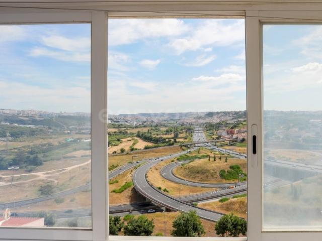 Prédio venda em Encosta do Sol, Amadora