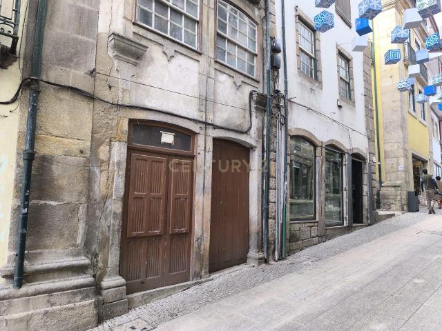 Prédio venda em Chaves, Vila Real