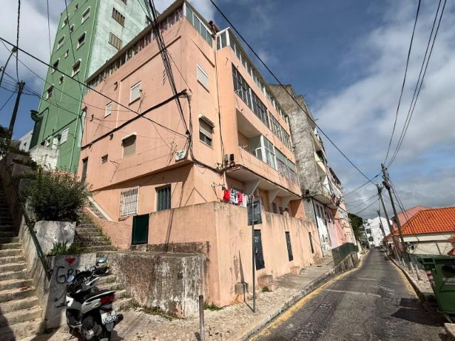 Prédio venda em Encosta do Sol, Amadora